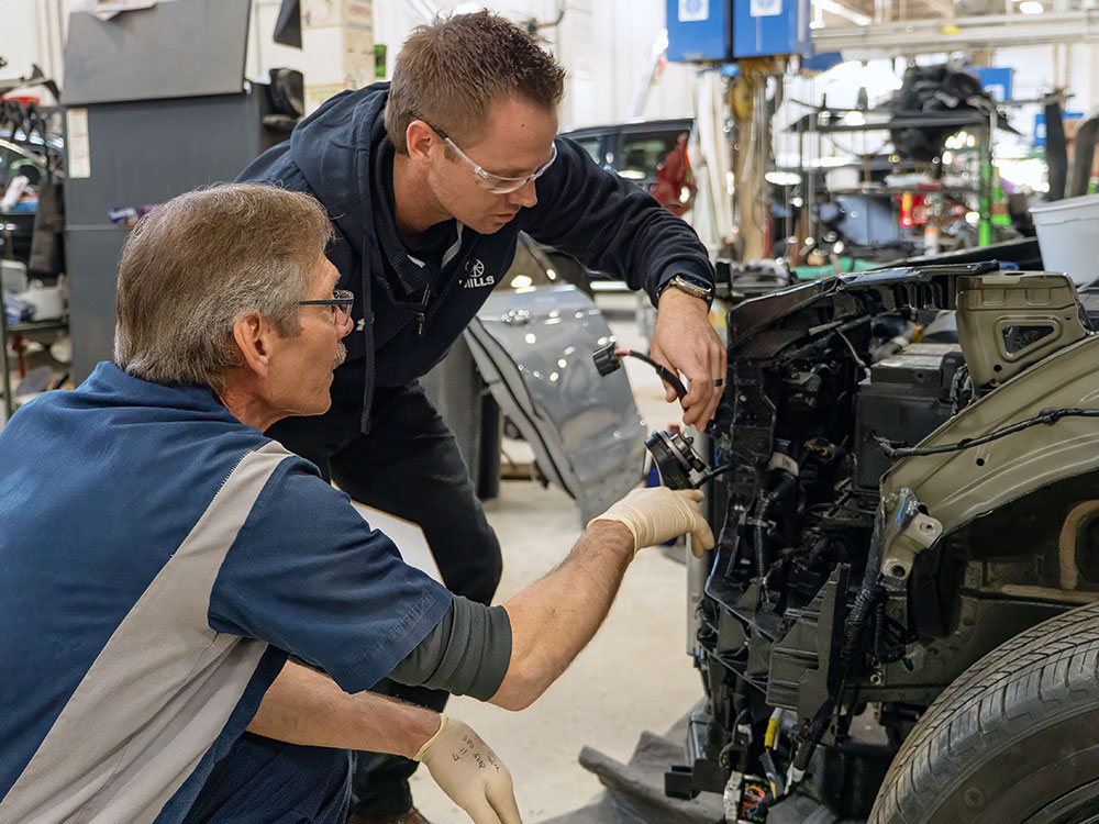 06—Expert-Technicians